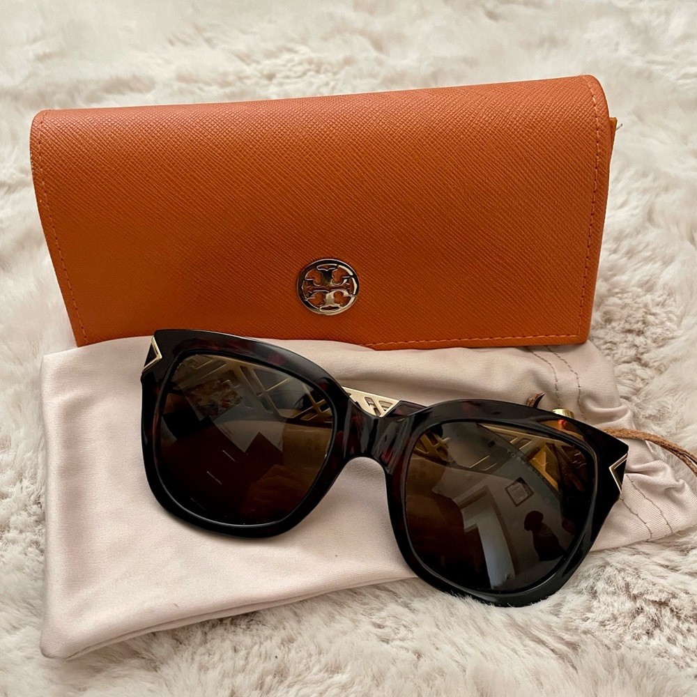 Tory Burch Tortoise Cat Eye Sunglasses